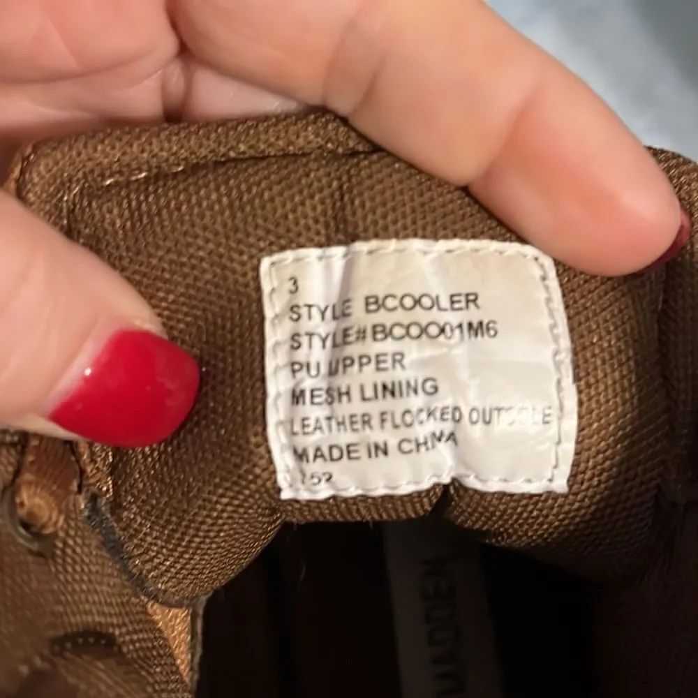 Steve Madden High Top Shoes - Picture 7 of 8